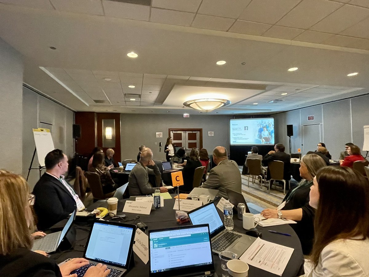 Sunday morning dedicated to <a href="/AACSB/">AACSB</a> volunteer training #ICAM23 what else?