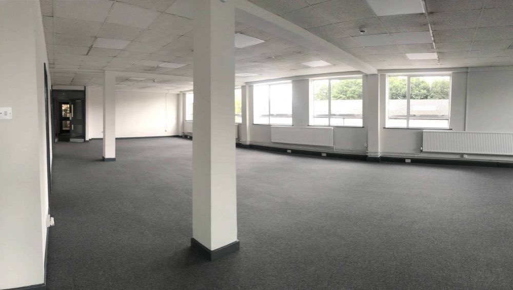 JJXLogistics's tweet photo. We still have office space available for long or short term rental…
Big or small we have it all. 

David.perry@jjxlogistics.co.uk 07518-048246 

#sundayvibes #dudley #office #new #call #parking #secure https://t.co/uWYcZ8OmCk
