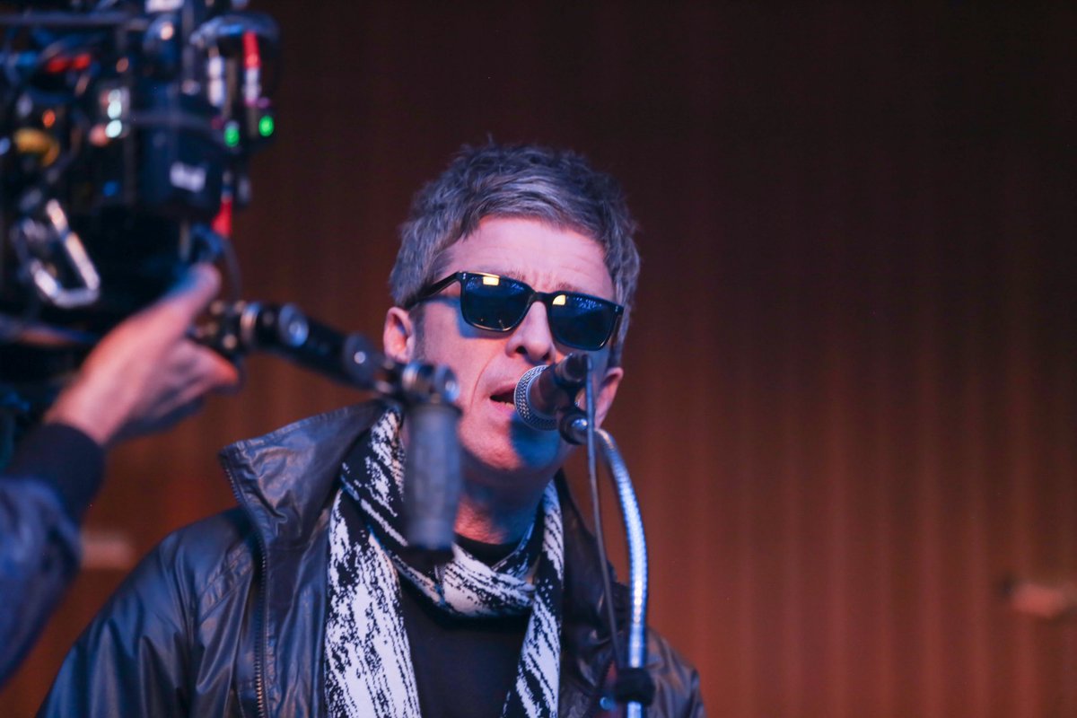 Noel Gallagher tweet media