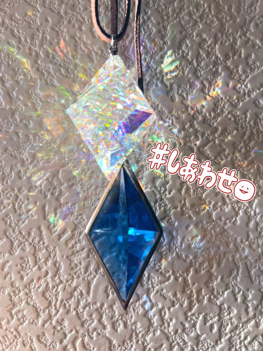 🌈💎光とガラスのコラボ 虹の結晶 モナジー工房 (@fergusonite) / X