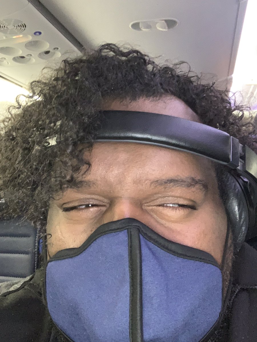 DubyuhJaycee's tweet photo. I smell that. #RedEye #DestinationVegas #ResetTheTrend https://t.co/1OKiw9zD4q