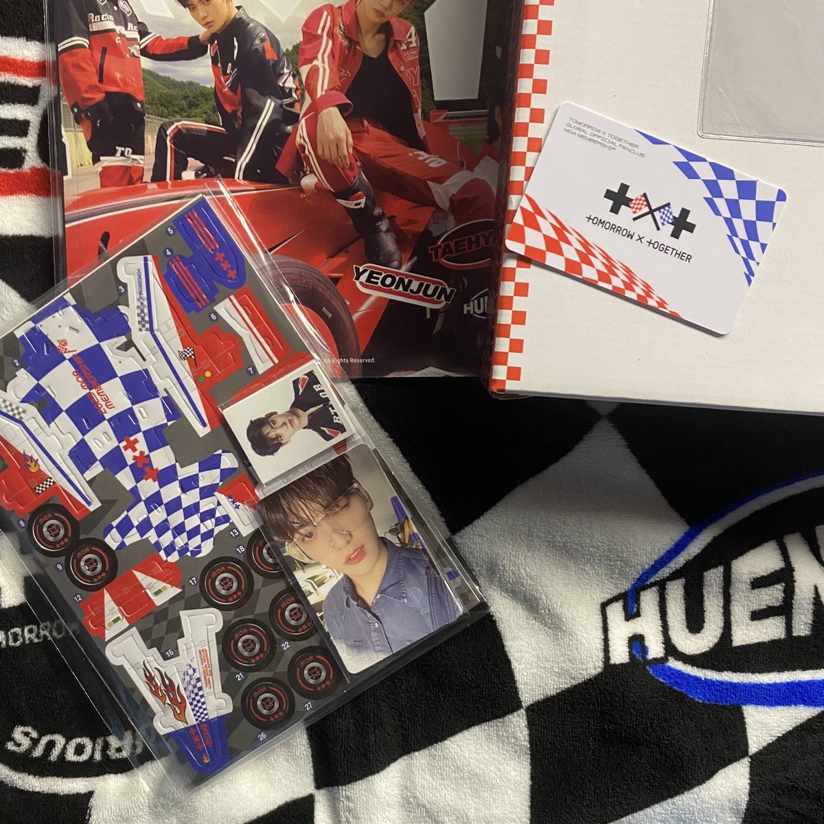 ramyeonznriki's tweet photo. finally had the time to unbox my mem kit. thank you so much @RouteSevenPH !! really had a fun bns journey w u 🫶🏻

 enjoyed the snacks and caffe bene drinks <33

#route7reviews https://t.co/QwHXPpa9ev