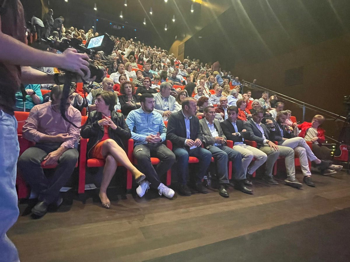 . <a href="/_PepeEntrena/">José Entrena Ávila</a> dice que es el momento del cambio en Loja y califica la candidatura liderada por Antonio García como un revulsivo de oportunidades 

🗣️Antonio García: El <a href="/PSOELoja/">PSOE de Loja</a> tiene un proyecto transformador para una ciudad que debe ser un referente 

psoe-granada.com/entrena-dice-q…