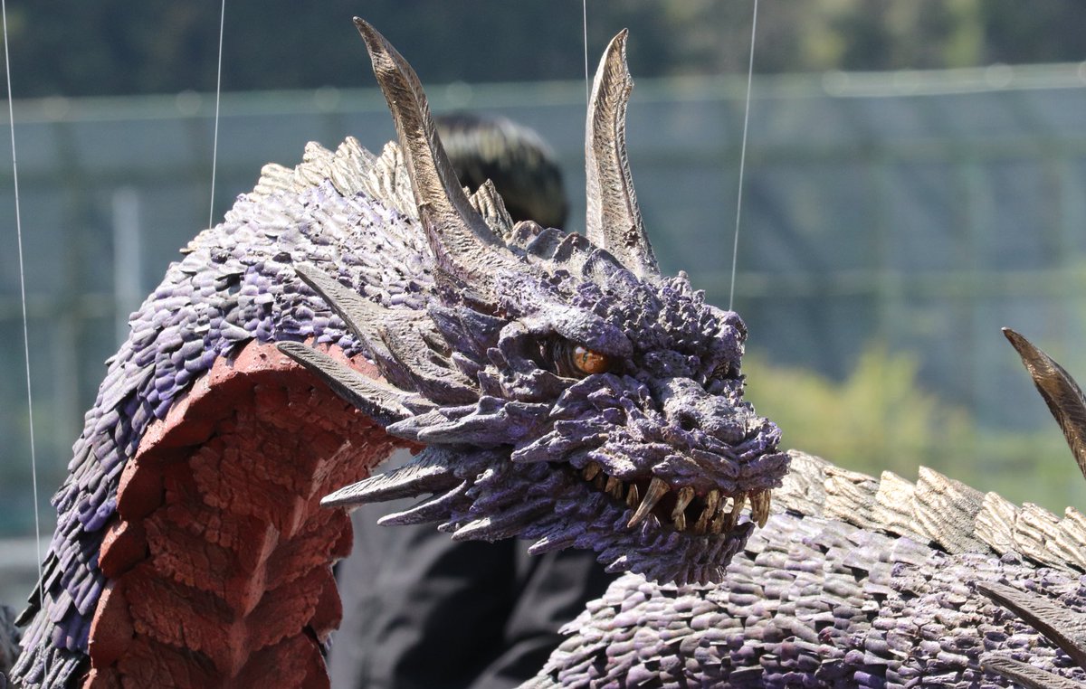 東宝怪獣映画　ヤマタノオロチ　特大サイズ　レア　貴重　バンダイ　最終値下げ Amazon.co.jp: ムービーモンスターシリーズ 怪獣 東宝映画 1994