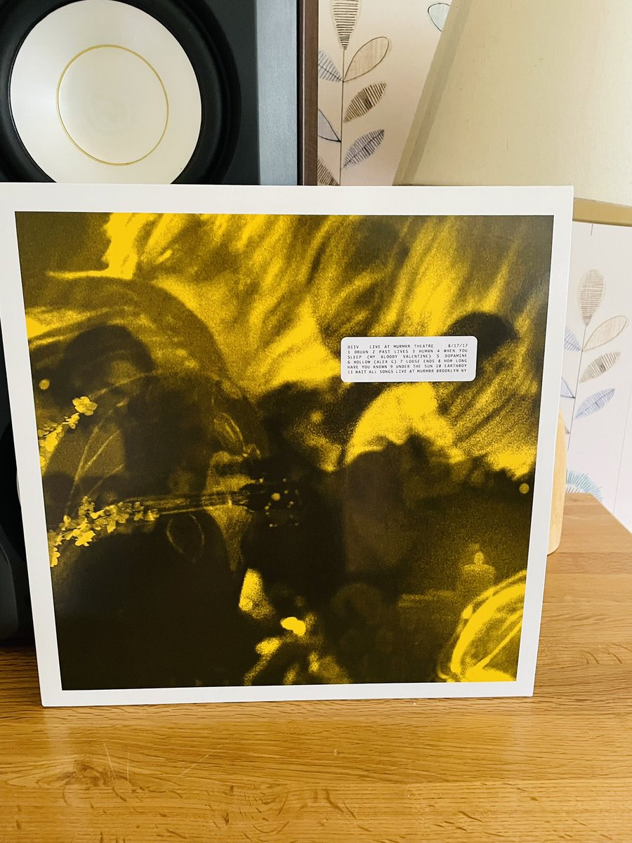 1_Imaginary_Boy's tweet photo. #NowPlaying️ DIIV - MURMRR
#RecordStoreDay23 https://t.co/J0ZRImg7jC
