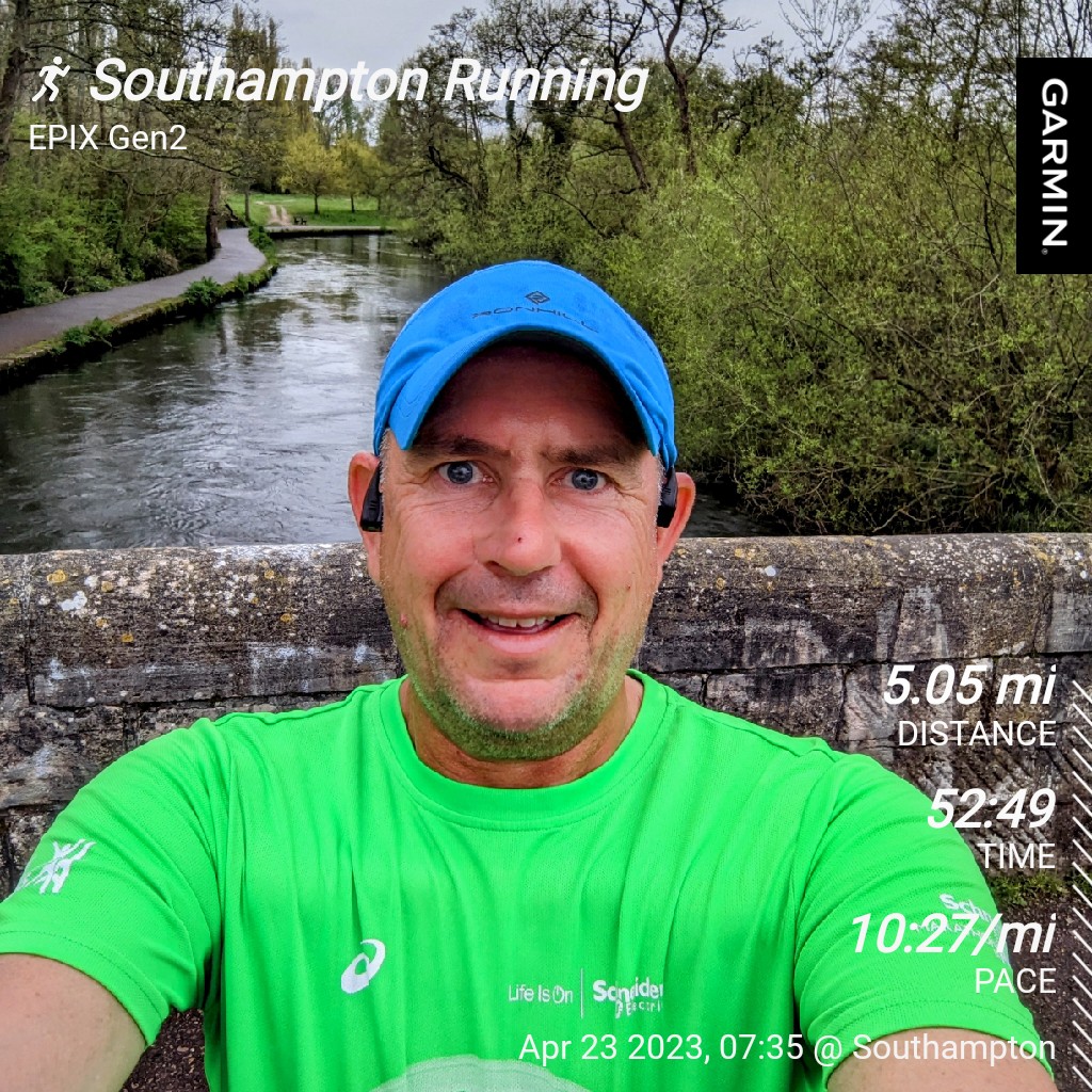 Lovely out and back along the river this morning. I kept it in Z2 as the comeback continues. Good luck to everyone running the @LondonMarathon this morning, wish I was there. @HamwicHarriers #betterthanbefore #ukrunchat