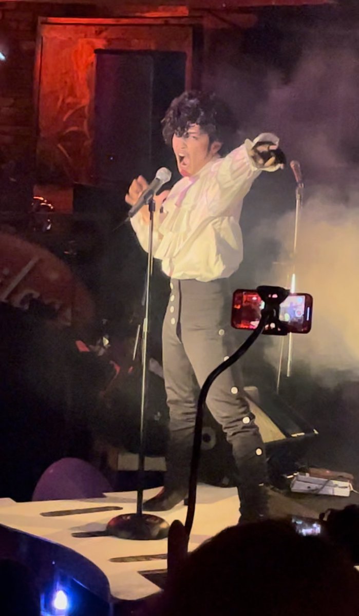 motot's tweet photo. すごい!@takuto_mars さんすごすぎる!プリンスそのもの…(´;ω;`)
pringo and the confusion
#横浜サムズアップ #pringoandtheconfusion #pringo https://t.co/oA3z1V7KyU