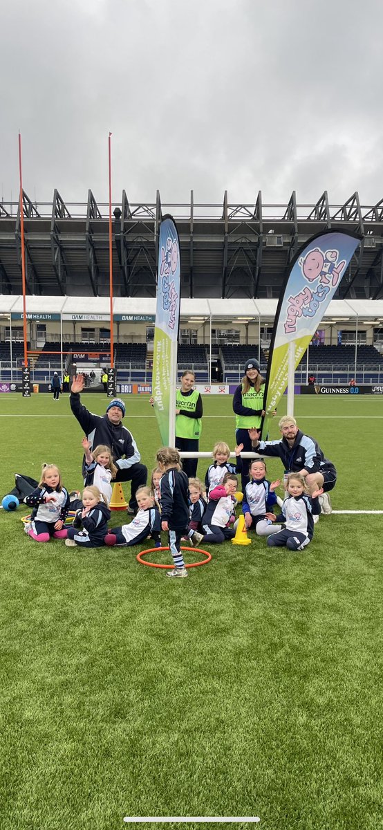 BMuirBanshees's tweet photo. Well done Bailey &amp; Ellen supporting @RugbytotsScot How many future @Scotlandteam players do we have in this photo? 🤔
#thesegirlscan #futurelooksgood https://t.co/lj7QMBxVUk