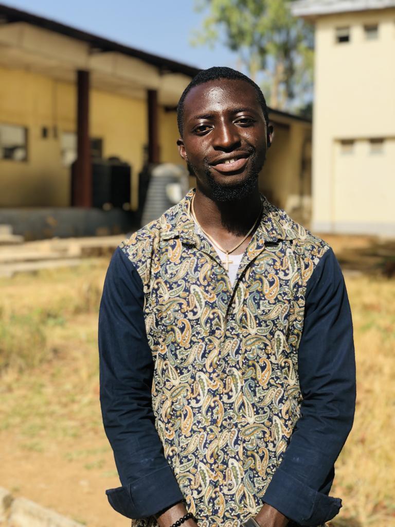 MAgwom's tweet photo. Me dressing like I am not a medical student 😂🤣😂😂 cooperate have tire me mbok. https://t.co/6vN9qqgkyC