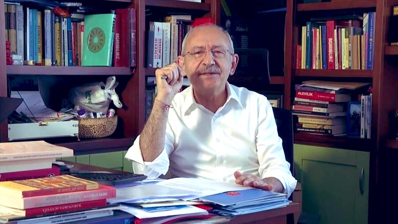 GazeteDavul's tweet photo. Kılıçdaroğlu’nun ‘Alevi’ videosu, dünyanın en çok izlenen Twitter videosu oldu

https://t.co/z8r8soqyZ0 https://t.co/UEWHT2x9Lx