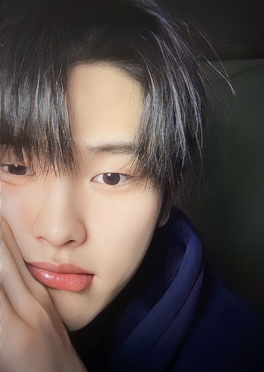 coolkijeu's tweet photo. The HD version of Lee Seunghwan’s IG Live is needed for world peace. https://t.co/iEfSZLHbdq
