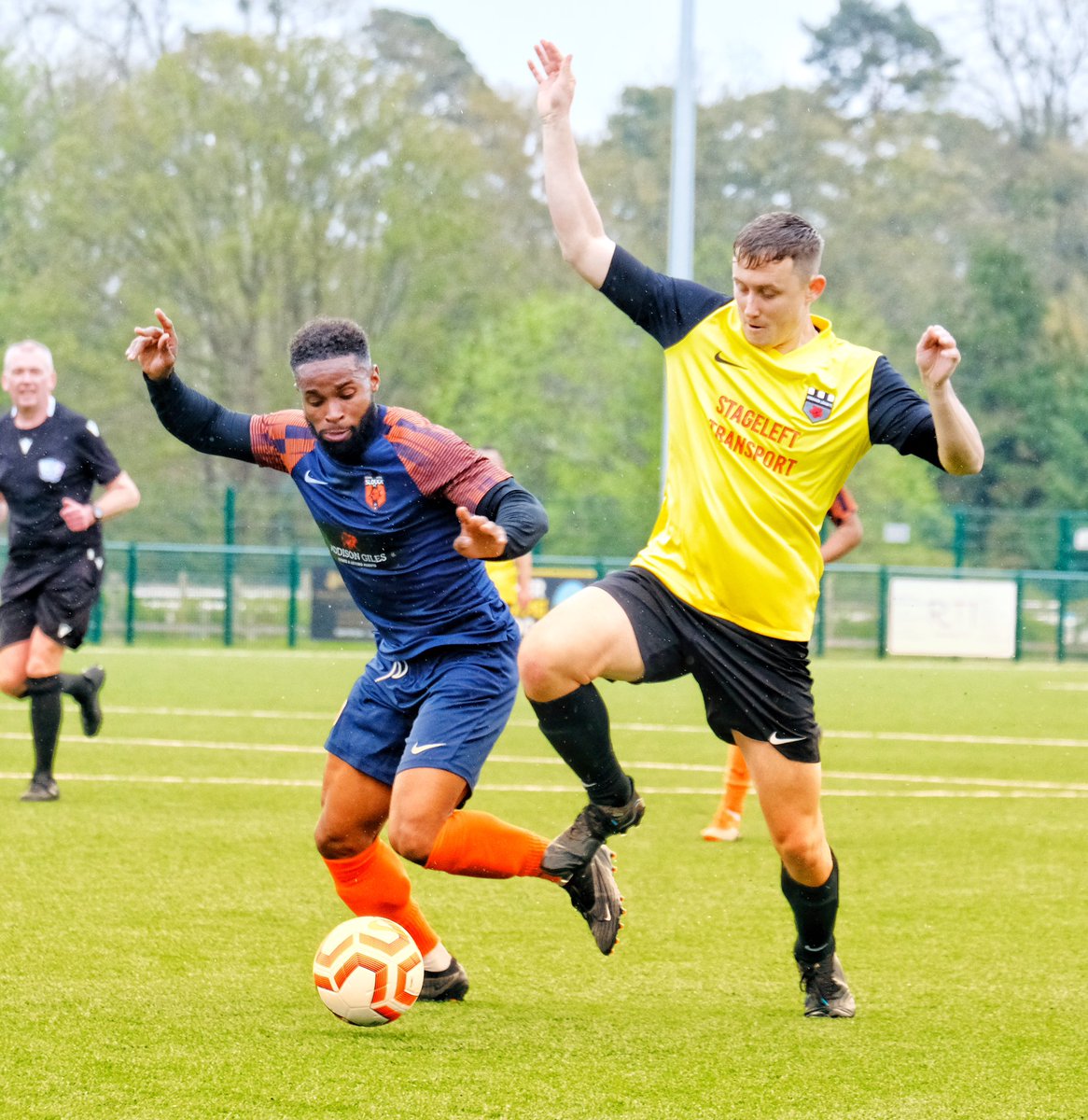 A few from the first half of this morning’s @BerksandBucksFA Sunday Trophy final between @SabhaFc and Wendover Legion. @fiberkshire @sloughobserver @ExpressSeries @MaidenheadAds @tvsfl @NonLeagueCrowd @NonLeagueHQ1