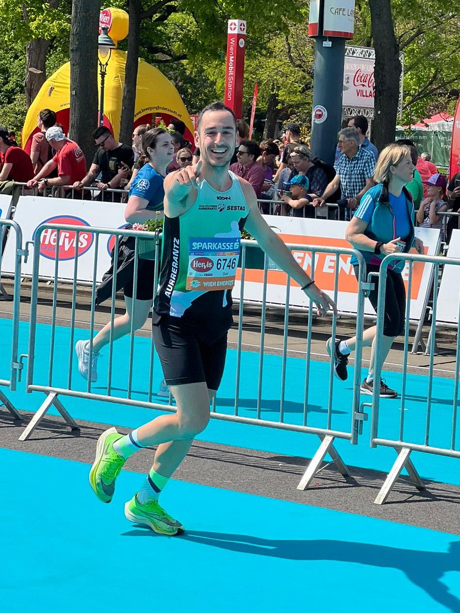 🏃‍♂️💨 ¡Nuestro @DaniAlvarezVi ha COMPLETADO la <a href="/Vienna_Marathon/">Vienna City Marathon</a>!

🐅⚡️ Como una gacela ha llegado a la meta tras 3:22h

❤️ ¡Orgullosos de ti!