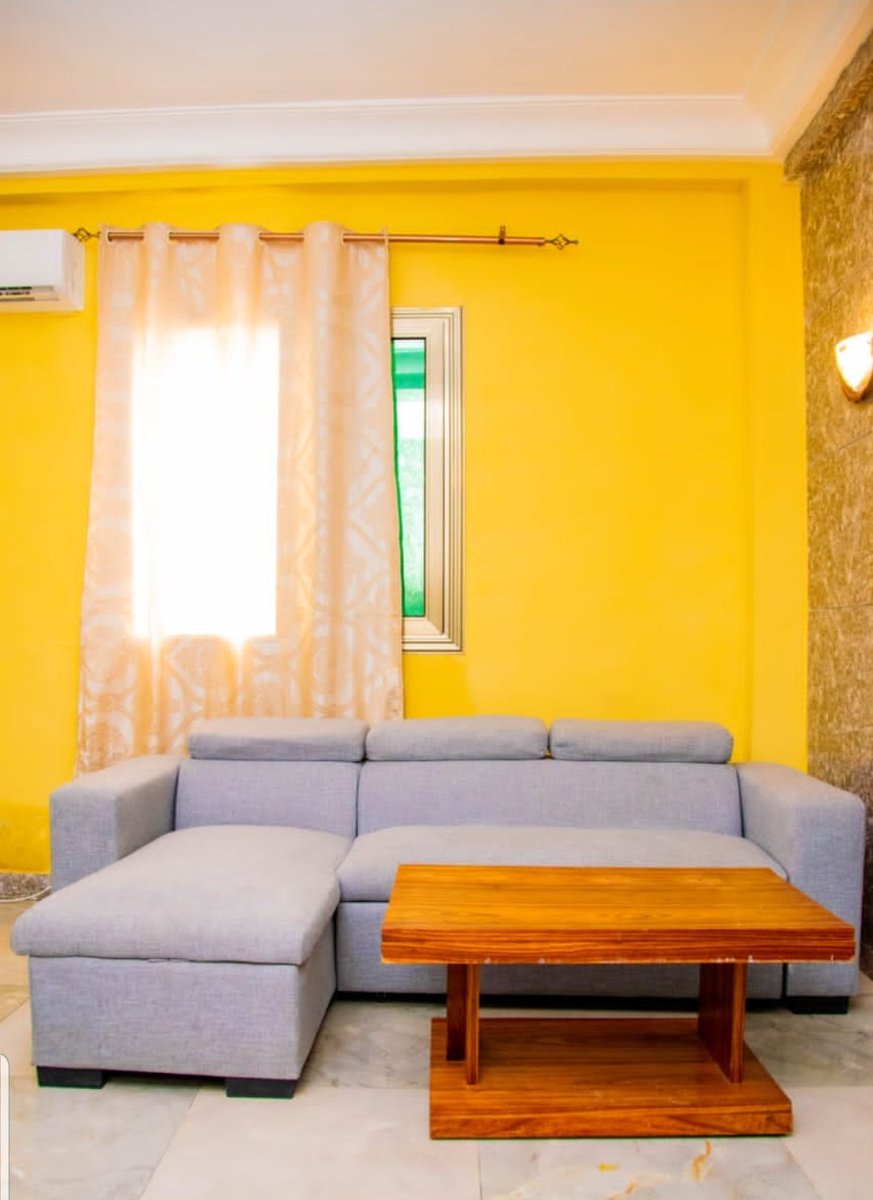 ImmoPonton's tweet photo. Magnifique suite meublée située à proximité du centre ville,au bord du goudron
Prix 25.000 /jour
1 séjour avec salle à manger
1 cuisine américaine équipée
1 chambre avec salle de bain
✅ Wifi
✅ Groupe électrogène
✅ Service de ménage
✅ gardiens 24h/24
✅ Parking
☎️📞 057199398 https://t.co/15BQ7oVSoX