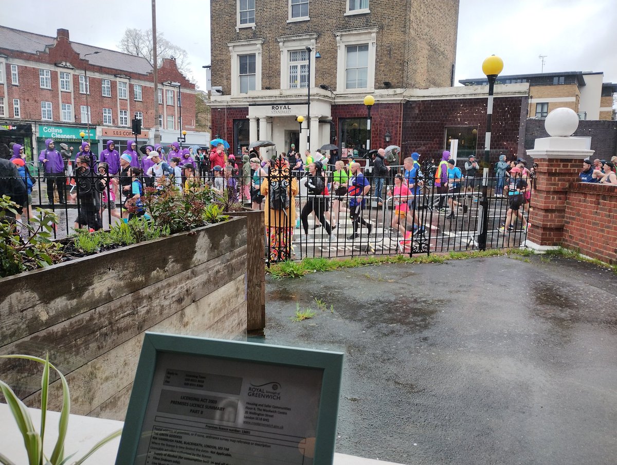 wingletang's tweet photo. Part one of my Marathon mini @GreenGoddessPub pub crawl . Off to Trafalgar Square now en route to meeting @bruin_bear at the other end! https://t.co/kR7D62AlhY