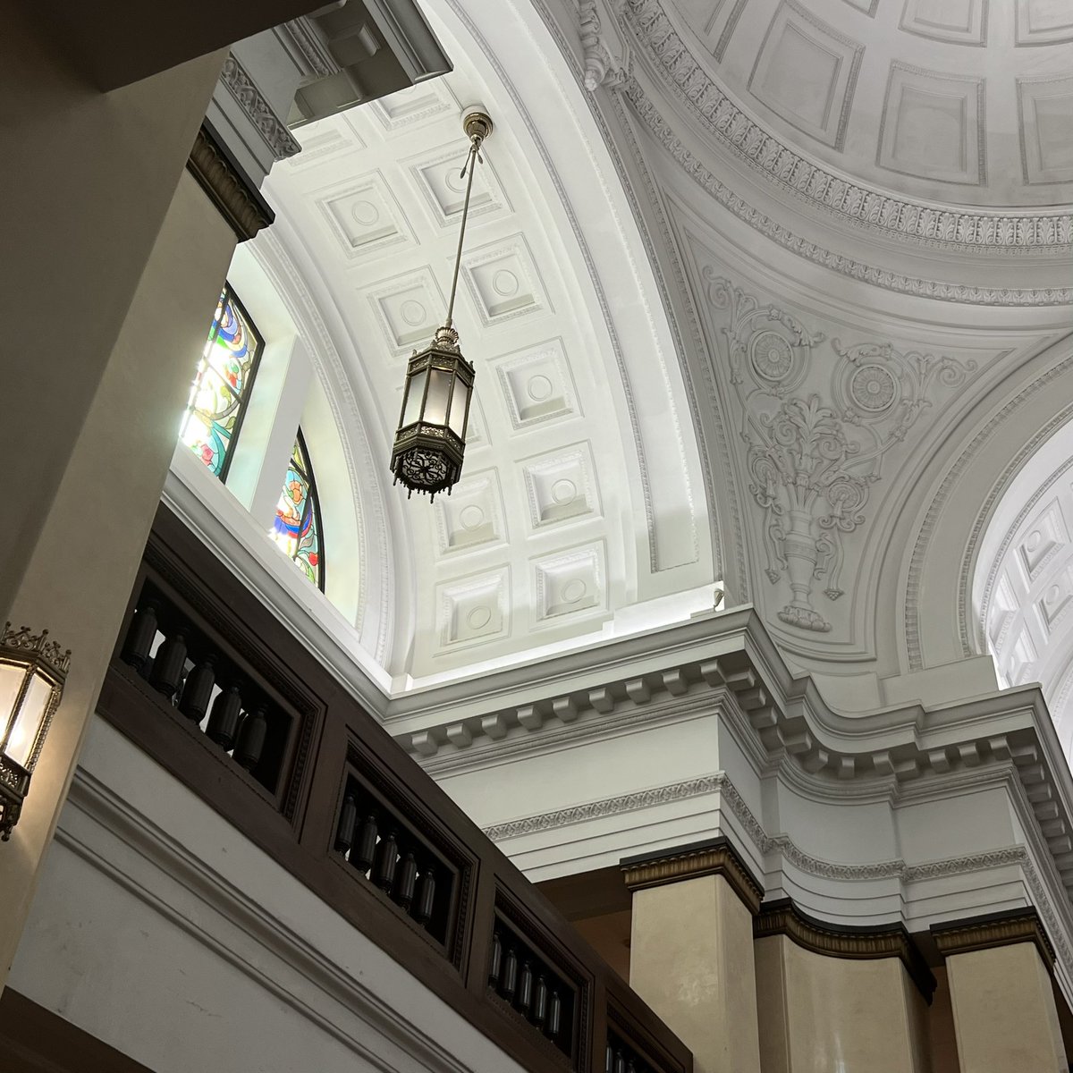 国立科学博物館に行ってきました!閉館間際に見つけた三葉虫のディテールがめちゃくちゃ良くて、ギリギリまで急いでスケッチしてなんとか描けて良かった。三葉虫、色々な形があってどれも良かったのでまた描きたい! 