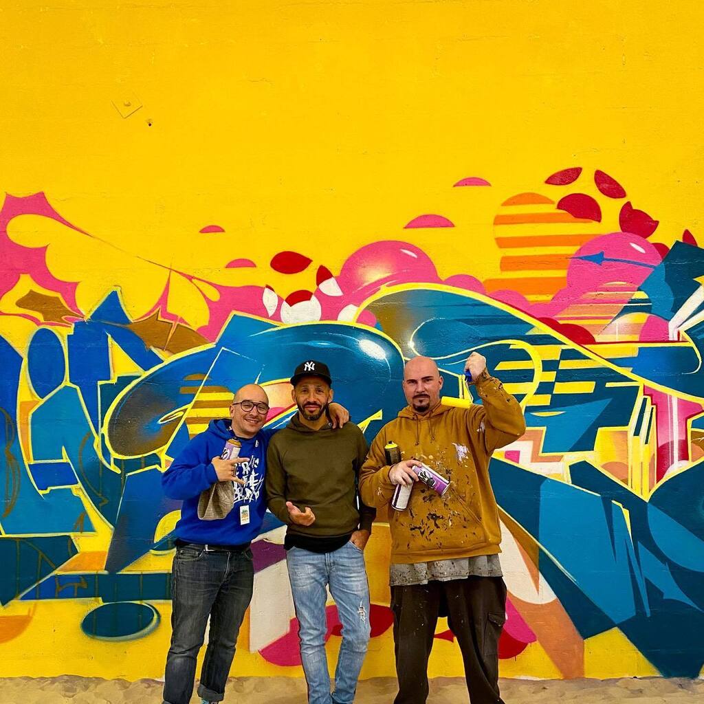 deejaykoi's tweet photo. Quand le graffiti rencontre la musique a @sandfabrik  durant le X-SPRAY festival
-
-
#djaykoi #streetart #djing #graffiti #artist #dessin #pantin https://t.co/cIVG0ZQZWH https://t.co/9H5q4aYQrX