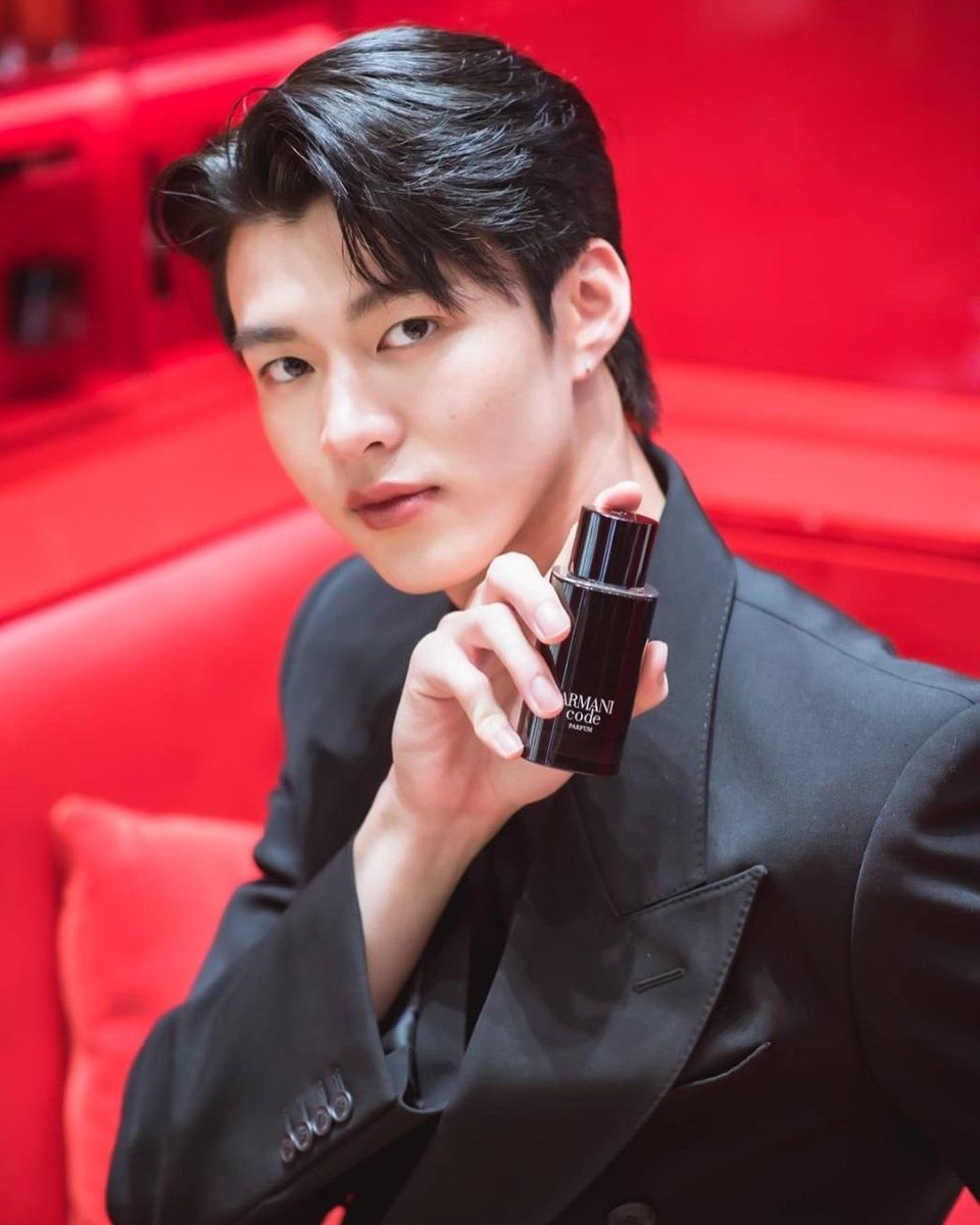 Onlymeennichhh's tweet photo. 🌙 Meennicha8 IG post

I love new Armani Code🌙🖤
#ArmaniCodeXMeennicha 
#ArmaniCodeTH
 
@nichameen8 
#Meennicha8 
#Formoon 
#มีนนิชคุณ https://t.co/MCjkTCqHoV