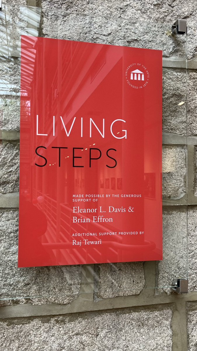 DWSchoner's tweet photo. #AdvancingHumanCreativity
🎻➕🎭➕✍🏼➕🎶➕🎞️➕💃🏿➕🗣️➕📸
One of the biggest things I truly appreciate about the @UArts is the meeting place the “Living Steps” have become in Hamilton Hall as a central meeting place for events.
This atrium is amazing. What an asset. https://t.co/vLMT2fluqa