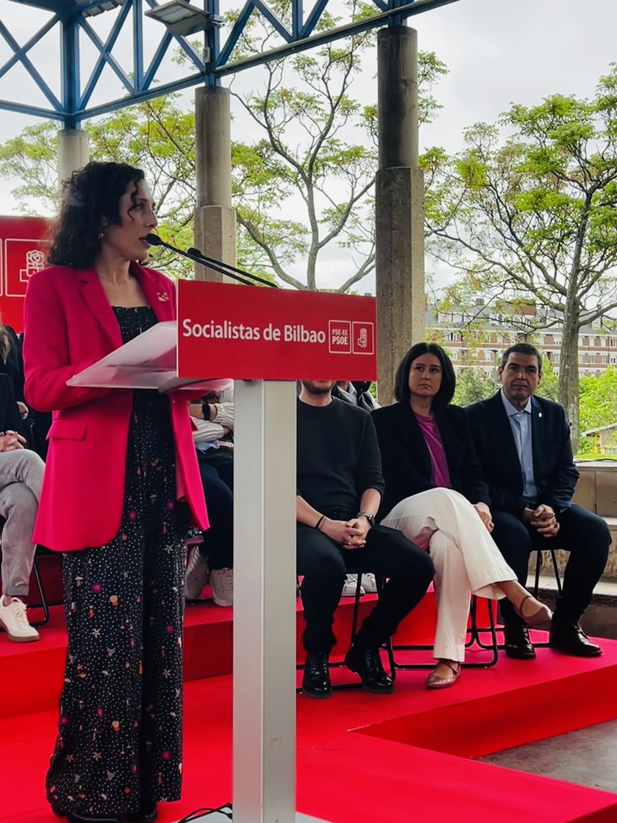 ekainrico's tweet photo. La candidatura que lidera Nora Abete en Bilbao conjuga experiencia, renovación, ilusión y saber hacer. Que gran equipo!!! 👏👏👏👏 🌹🌹🌹 #orgullodepartido #orgulloPSOE https://t.co/7YLoHckWod