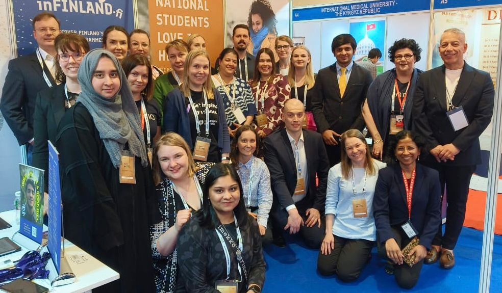 SirpaLe_R's tweet photo. Our Indian roadshow was amazing. Four awesome places: New Delhi, Jaipur, Mumbai and Bangalore. So many meaningful encounters, lovely and motivated people and beautiful places. So much enthusiasm and curiosity towards Finland and Finnish higher education. 🇮🇳🇫🇮
@VAMKtweets #vamk https://t.co/eSUsnGedyV
