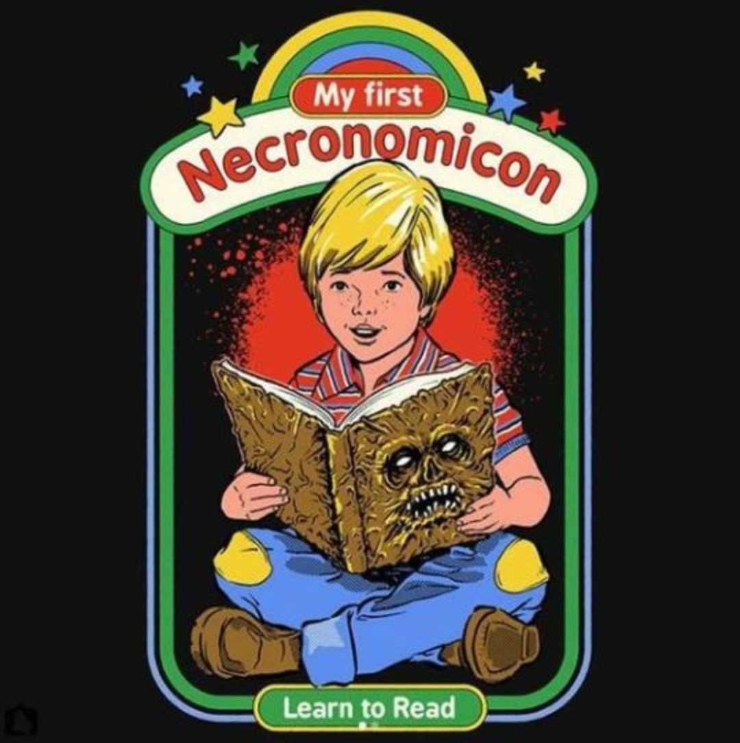 horrorlosers's tweet photo. Feliz #DiadelLibro2023 ¿Recuerdas cuál fue tu primer libro de terror? https://t.co/tpoCyJa0UX
