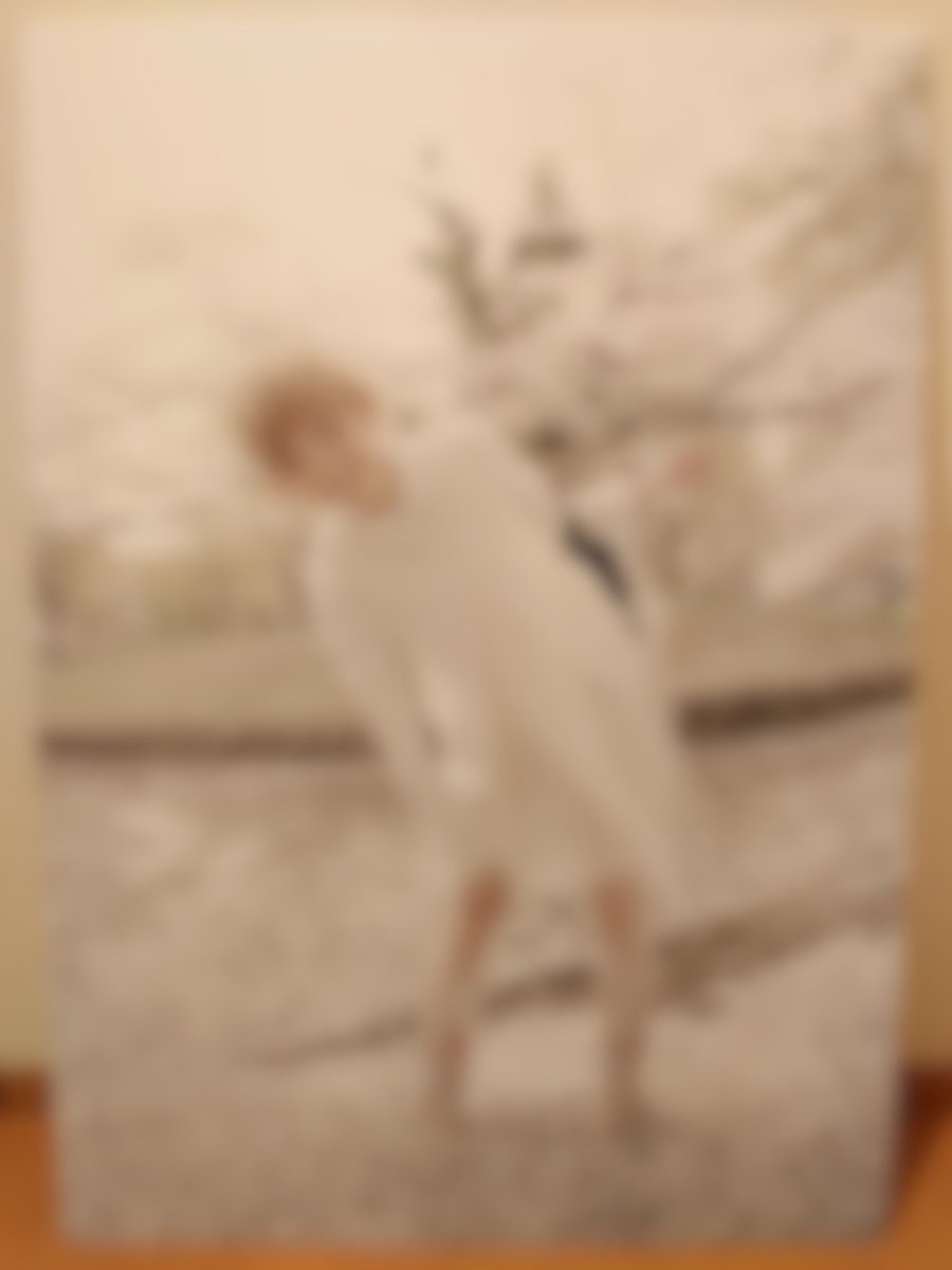 KUROakaDohentai's tweet photo. そして
柔らかい光の中で横たわる女神もが
そしてそして
写真展で涙する人続出だった、純粋無垢な笑顔の女の子(シークレットエリア展示だったので念のため加工してます)
もちろんどのパネルが届いても嬉しいんですが、もう最上級に満足です😭✨
ありがとうございました！🙏☺️💜
#最上もが #MOGASTYLE https://t.co/49ApdKrPaa