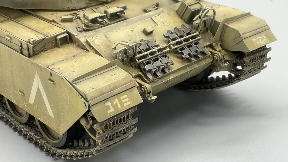 man01LST's tweet image. #defmodel
#legend
#modelkasten
起きたら15時だった終わった😑せっかくなんで接近画像を。
「ショットカル」砲塔前面カバーは「デフモデル」お荷物は「レジェンド」履帯は「フリウル」基本塗装は「モデルカステン」シナイグレー2を使っております