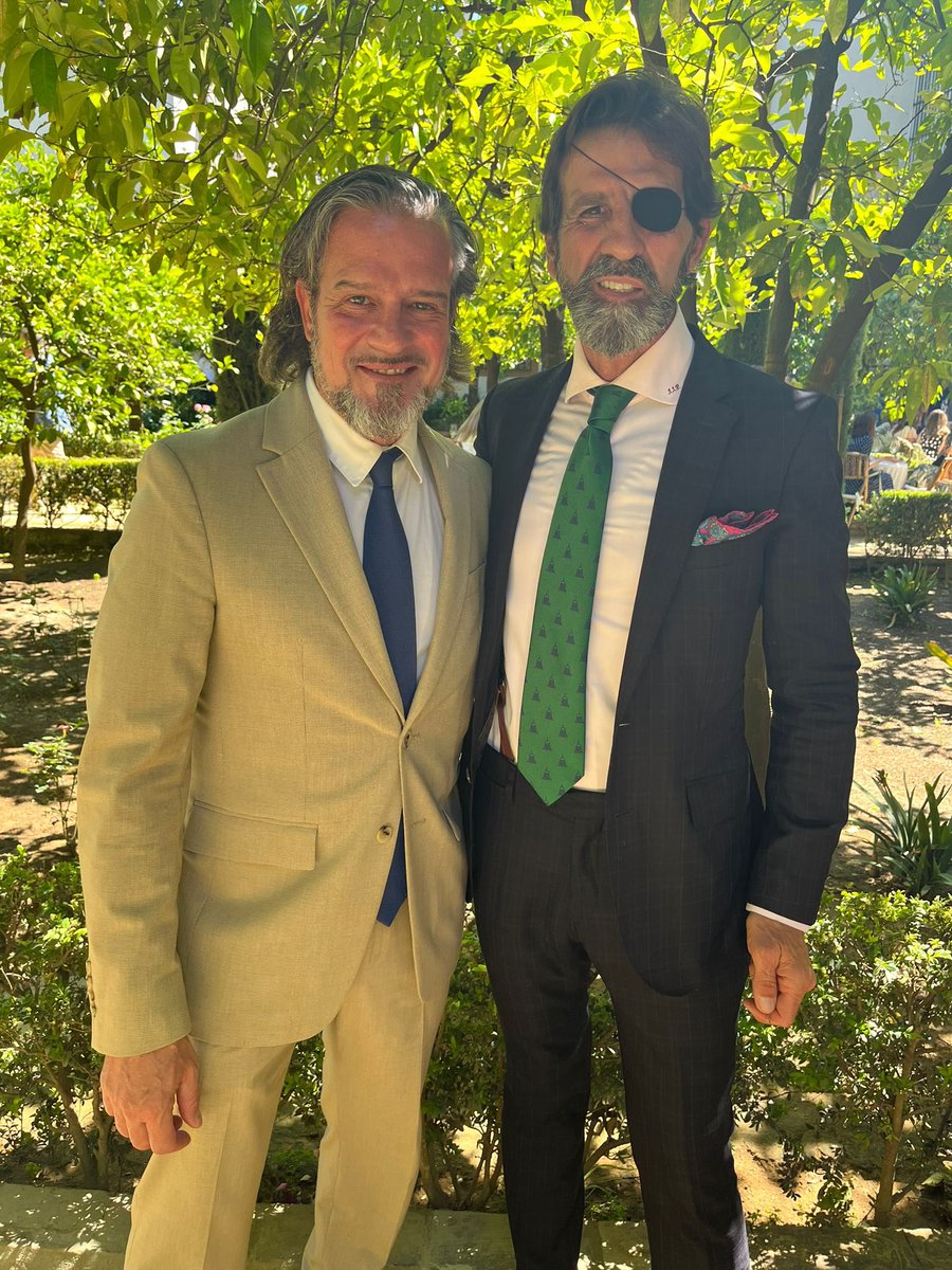 victorggpp's tweet photo. #Andalucía es #moda, es #arte, es #flameco, es sinónimo de #buenagente.
@andaluciajunta, @culturaand, @turismoand, @laurasanchezofi, @juan_jose_padilla_7, @minervasalaslopez https://t.co/ZYPfayYz4c