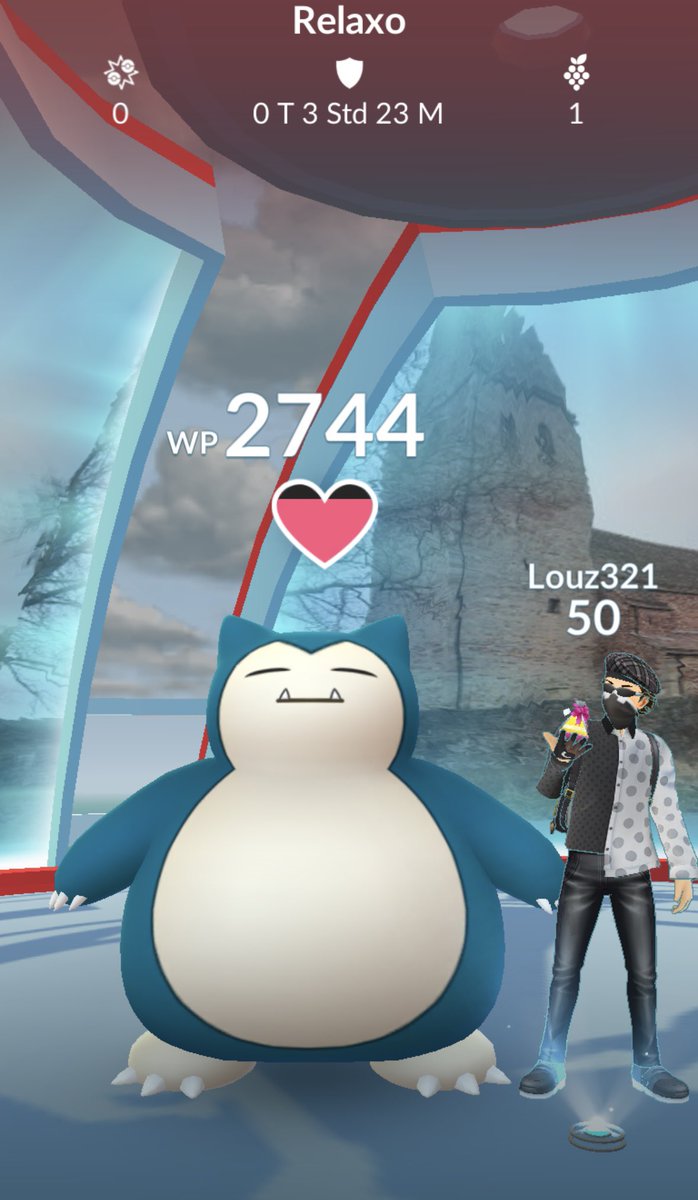 zickibert's tweet photo. This is one person with 2nd account 😡 @NianticLabs how many reports you need?? Unbelievable 😡😡😡 every day the same here - all arenas are red with the same - 7 arenas in 15 minutes are only possible with pc and spoof - so you have to react 😩😡 

#niantic #pokemongo https://t.co/J8b4q0E0v6