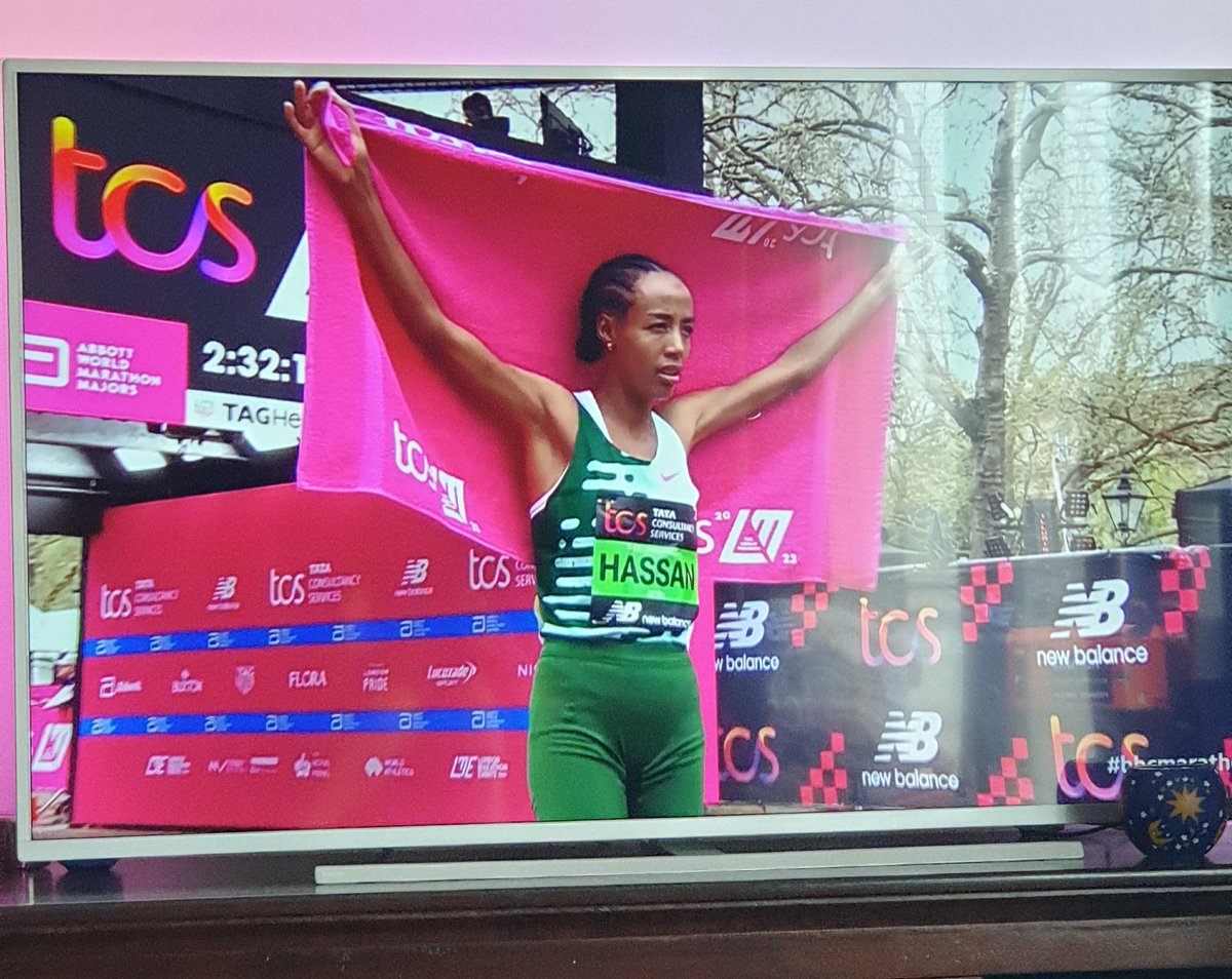 En winnen! Sifan 🏆
#LondonMarathon
