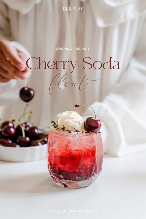 bkkmenu's tweet photo. เติมความสดชื่นซาบซ่าด้วยดริงก์สุดเฟรช 'Cherry Float Soda' ดื่มส่งท้ายวันหยุดสุดสัปดาห์แบบเวรี่แฮปปี้
.
https://t.co/TWUPMH68qX
.
#BKKMENU #BKKPLAY #EasyPeasyRecipe #CherryFloatSoda #HomeMade #HomeMadeMenu #Soda #Float https://t.co/F4SodsFjFu