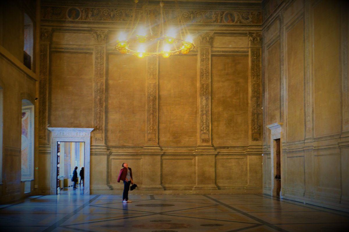 Rome, Italie. The Palazzo Venezia spirit, 15 avril 2023 #roma📷 #romaitalia📷 #palazzovenezia #palazzoveneziaroma #romamood📷 #italiamood #romaphotography #romaspirit #romaphotography #romaphotographer #romaheritage #monumentshistoriques #monumentsrome