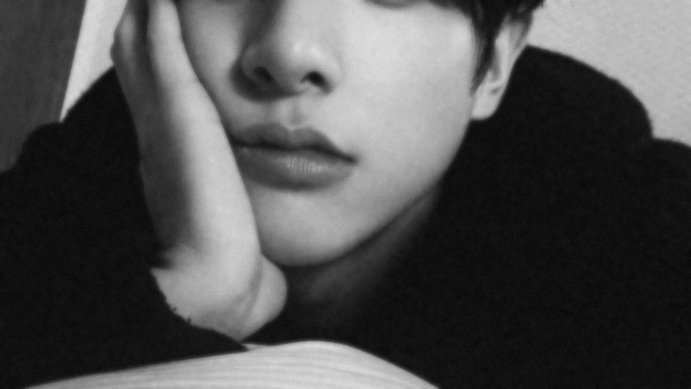 LHSNOIA's tweet photo. marlboro black
— a #heejake au 🚭

nang makalaya na sa toxic niyang ex, nahanap nalang bigla ni mint (sjy) ang kanyang sarili sa bisig ni kice (lhs)—langhap ang usok ng sigarilyo, dama ang lamig ng hangin.

ngunit paano kung mawala ulit ang lahat... at upos nalang ang matira? https://t.co/SXxJDDz9pL