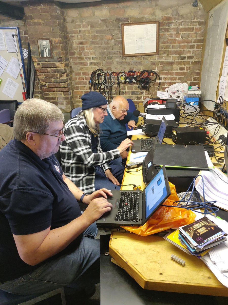 g6ut's tweet photo. Just over 300 contacts made operating #GB0MGY from our QTH in #Harlow for #Marconi Day #g6ut https://t.co/SWXaU4QuXu