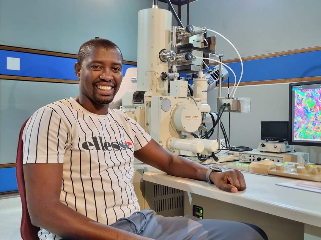Senamile Masango (@senamilemasango) on Twitter photo Congratulations to my former classmate now Dr Hlanganani Nyembe (PhD) his work could help <a href="/Eskom_SA/">Eskom Hld SOC Ltd</a> better manage its turbine rotors,
When Dr Hlanganani Siphelele Nyembe was a child in Mahujini, a village in Mtubatuba, KwaZulu-Natal in the 1990s, he saw Eskom employees Congratulations to my former classmate now Dr Hlanganani Nyembe (PhD) his work could help <a href="/Eskom_SA/">Eskom Hld SOC Ltd</a> better manage its turbine rotors,
When Dr Hlanganani Siphelele Nyembe was a child in Mahujini, a village in Mtubatuba, KwaZulu-Natal in the 1990s, he saw Eskom employees
