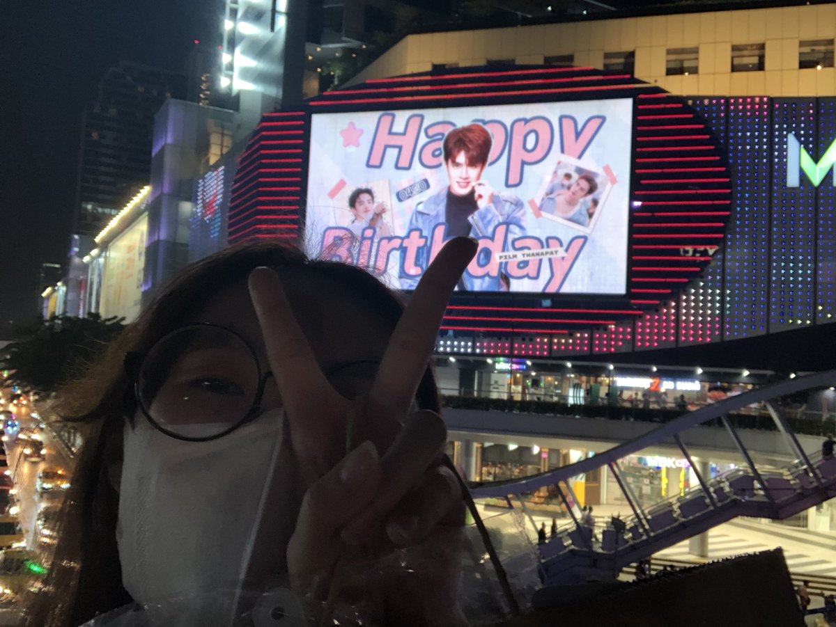 jinpingapy's tweet photo. Film's Birthday Project :)

ps. ขออนุญาตลงใหม่ทั้งหมด เพราะลืมแท็คแอคบ้าน T^T 

7. MBK 

@FilmtnpStudio 

#FilmBDProjectChallenge
#HappyFilmsDay2023 
#FilmThanapat #ฟิล์มธนภัทร https://t.co/VFMkeFp0al
