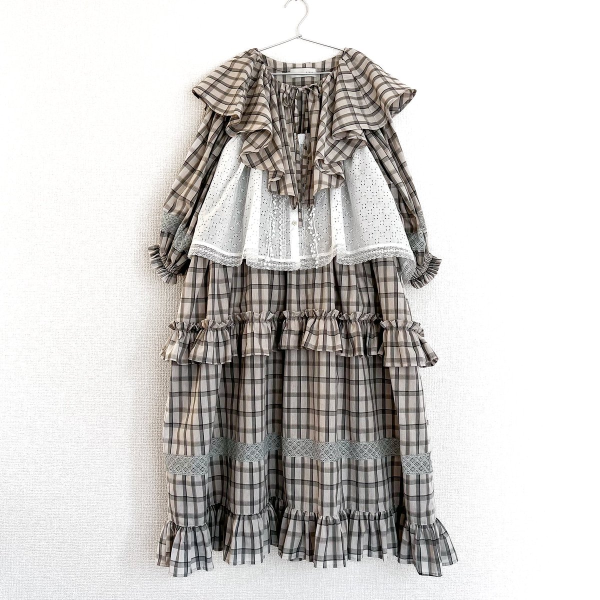 s_t_o_o_p__'s tweet photo. ▫️

new arrival

🫖☁️🫧

https://t.co/dfcRsMoFXP https://t.co/oLU15DEzkR