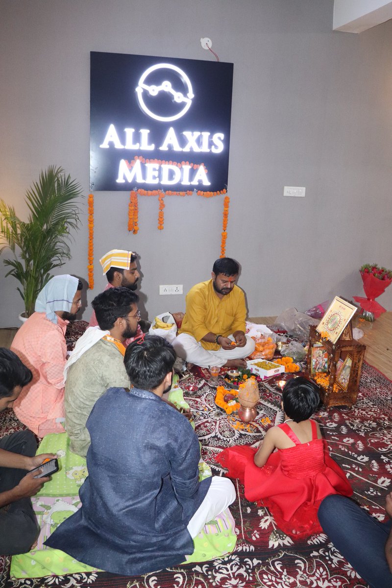 All_Axis_Media's tweet photo. वक्रतुण्ड महाकाय सूर्यकोटि समप्रभ:
निर्विघ्नं कुरु मे देव सर्वकार्येषु सर्वदा।।

#allaxismedia #Inauguration 

@Kuldeepjournals @sunnatushar @yatinkumaryadav https://t.co/834a3oeBns