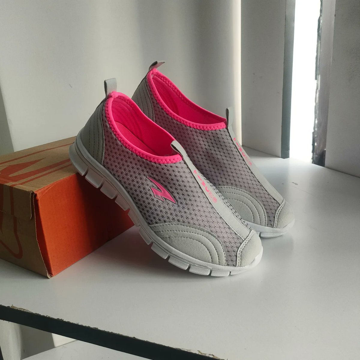 millie_macharia's tweet photo. Twone sneakers
Kes.3000
Available sizes 37,38,39,40,41
Nairobi platinum plaza along Tomboya street 📞0795384774/0710640322
#remooscrubs https://t.co/BcbdK5pLrY
