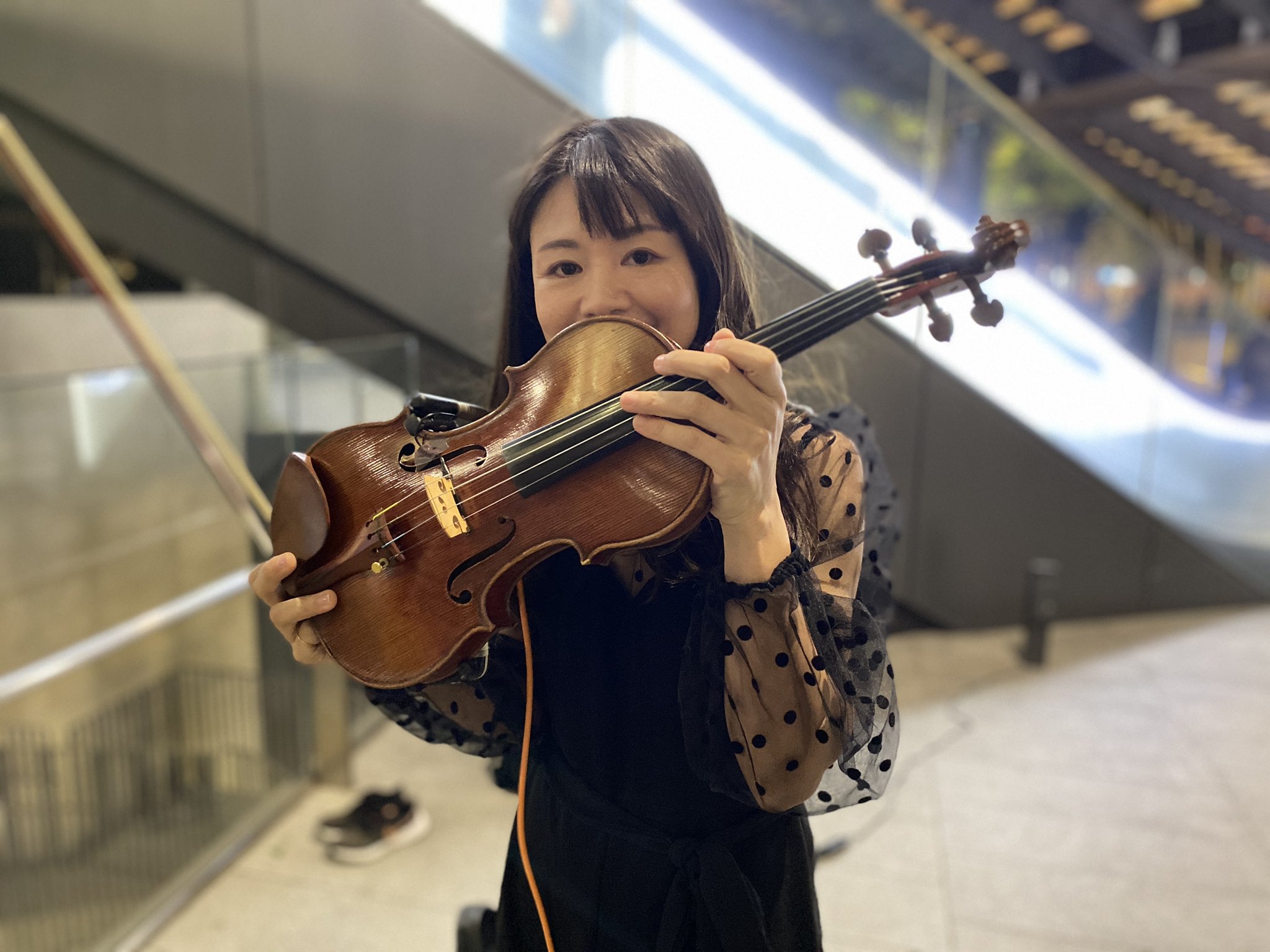 公式】グランフロント大阪 в X: „21時までAで #杉山麻衣子 さん