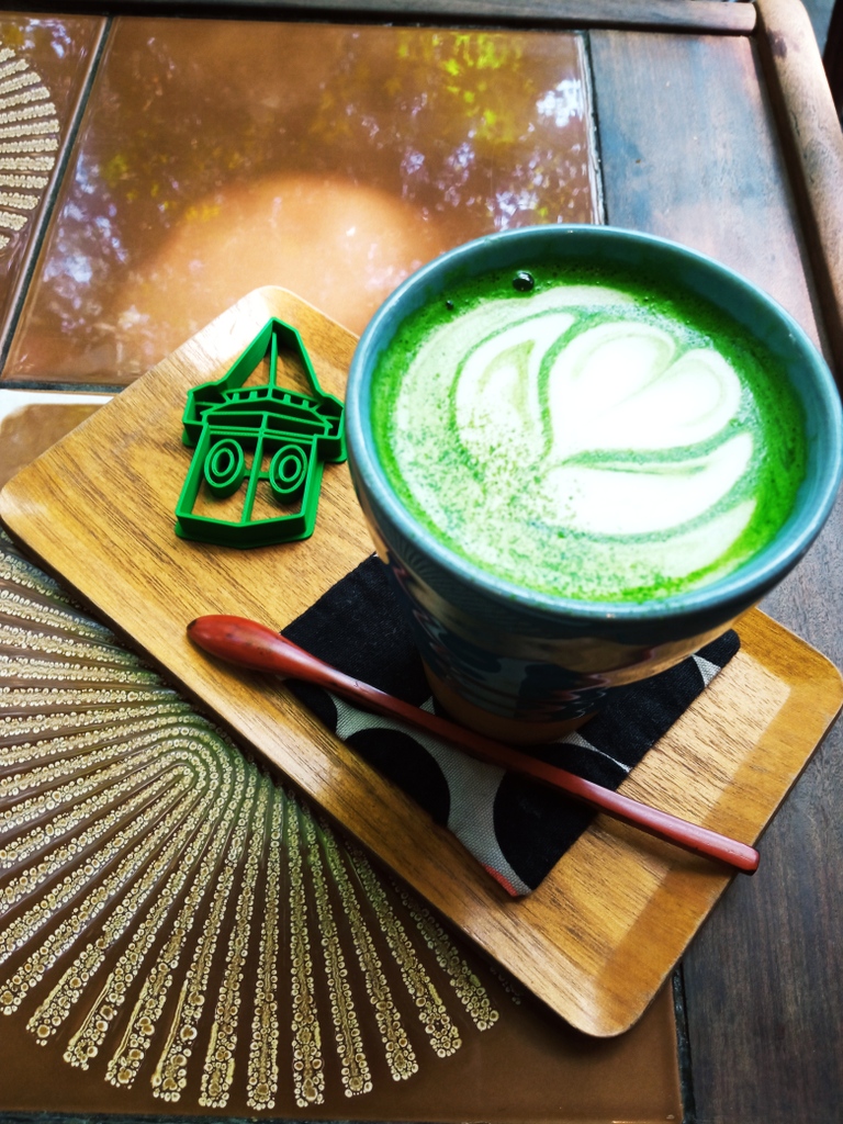 BiocraftLab's tweet image. Get your Matcha and Cookie Delight! 🍵🍪🙂

#bakery#sweettooth#dessert#cupcakes#sweet#baking#cookies#cookiesofinstagram #cookiedecorating#bakersofinstagram#baking#customcookies #coffee#latte#tea#smoothie#tealover#teaaddict#teatime#greentea #instacake#cakes#cakecakecake#cakestagra