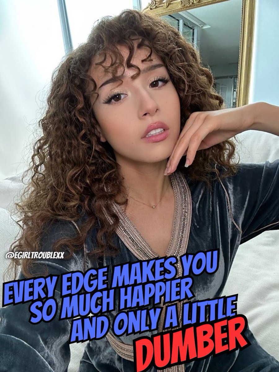 EgirlTroubleXx's tweet photo. DUMBER is BETTER 💋🌀 https://t.co/1tgNb1BdOj