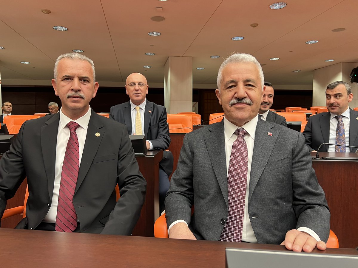 ahmetarslan36's tweet photo. Kars Milletvekili olarak, Kars’ımızı ve hemşerilerimizi gururla temsil ettiğimiz TBMM’de;
23 Nisan Özel Oturumundayız… https://t.co/wYt3ZDNAcx