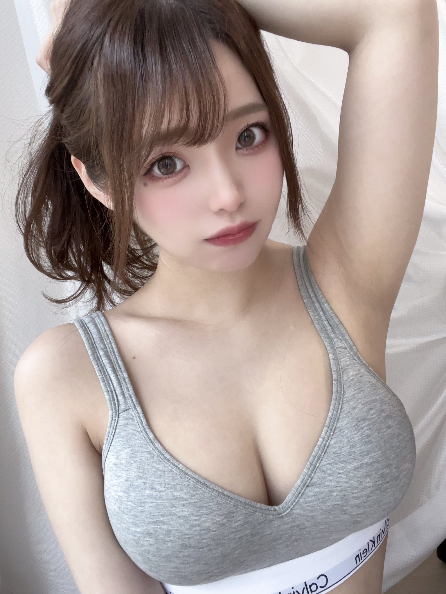 スチュワーデス おっぱい Antenna