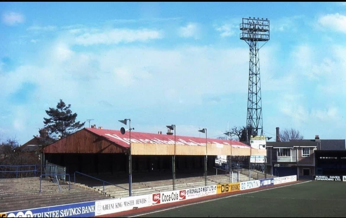 Coluprincess's tweet image. #layerroad #barside #colu @ColU_Official #barsidebarmyarmy