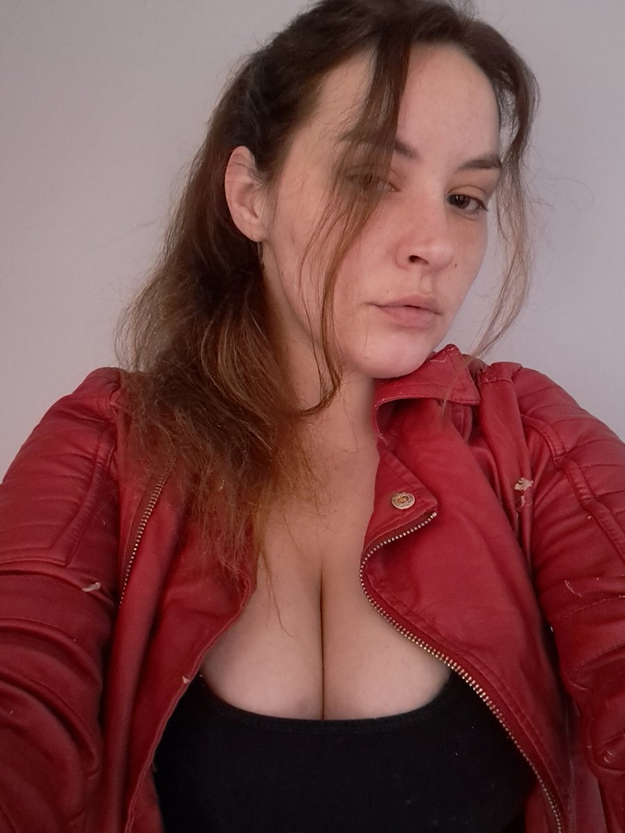 acidfirequeen 🖤 LowLife 😈 tweet media