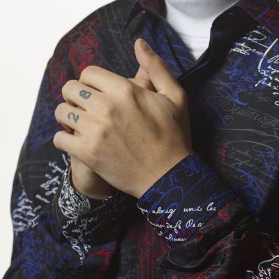 ؘ (@louiswtlvrr) on Twitter photo 