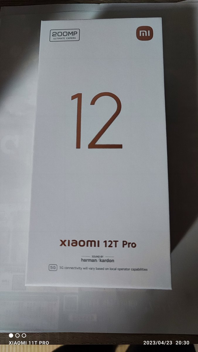 Xiaomi12TProソフトバンク版着弾！
やずXさん@F10Dfjtuの記事で２年後返却にはなるけど2年間使って機種代24円はヤバすぎるので買っちゃったー😋
嫁さんごめんね😓
#Xiaomi
#Xiaomi12TPro
#はぁ〜また買っちゃった
#2億画素楽しみ