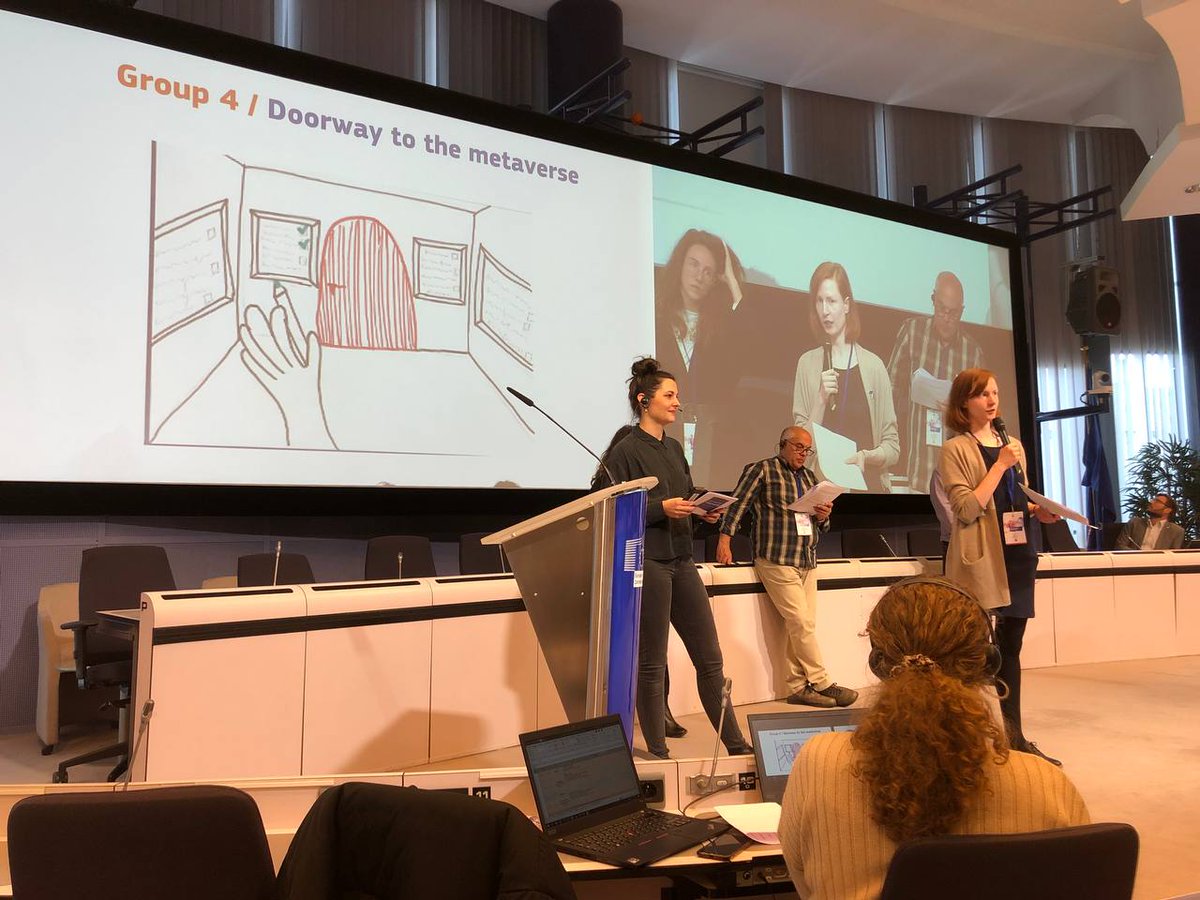 It's final: The EU Citizen Panel on #VirtualWorldsEU just finished with 23 recommendations for fair + desirable European Virtual Worlds. Great atmosphere in the room! We are happy to have been part of this journey, and will follow-up. @EU_Commission @dubravkasuica @PiaAhrenkilde